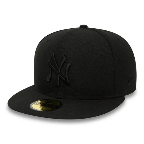 New York Yankees Black on Black 59FIFTY - MLB Flat Brim Hat