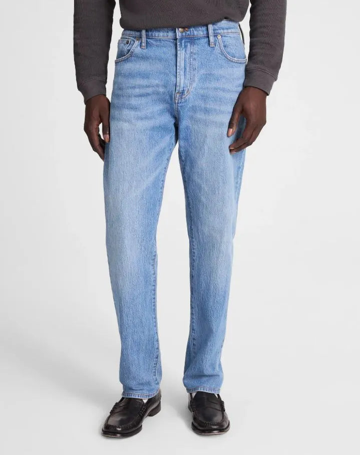 Men's Relaxed Fit Light Blue Washed Denim Jeans | Classic Cotton Straight Leg Casual Jeans | Mid-Rise Everyday 5-Pocket Pants